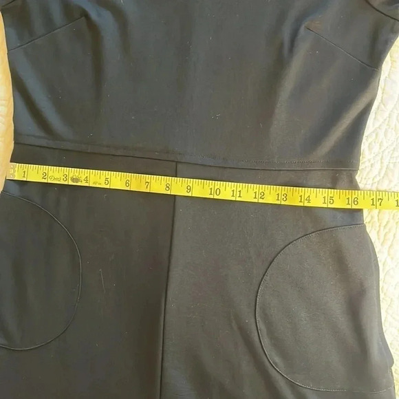 Talbots Stretchy Knit Dress Women’s Size 8 Solid Black Pockets Fit and Flare - Picture 8 of 17